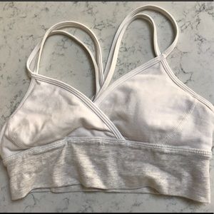 Lululemon sports bra